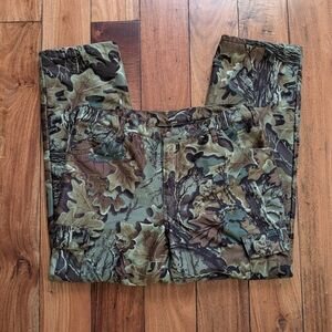 Cabela's Vintage Forest Camo Pants (38)